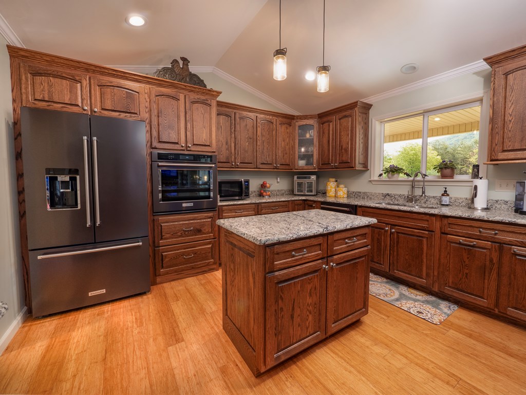 1610 Price Ridge Road