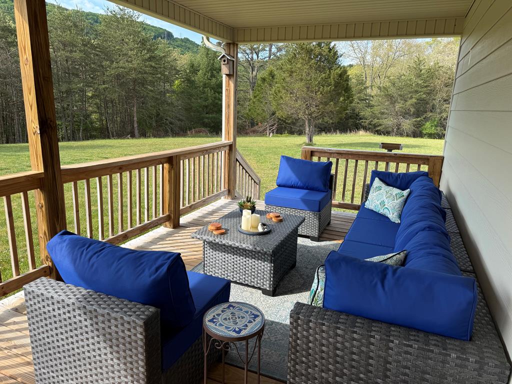 1610 Price Ridge Road