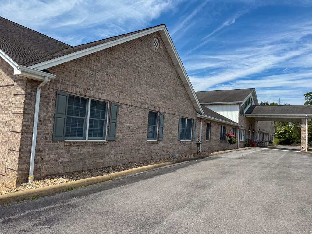 21664 Green Spring Road, Unit #9