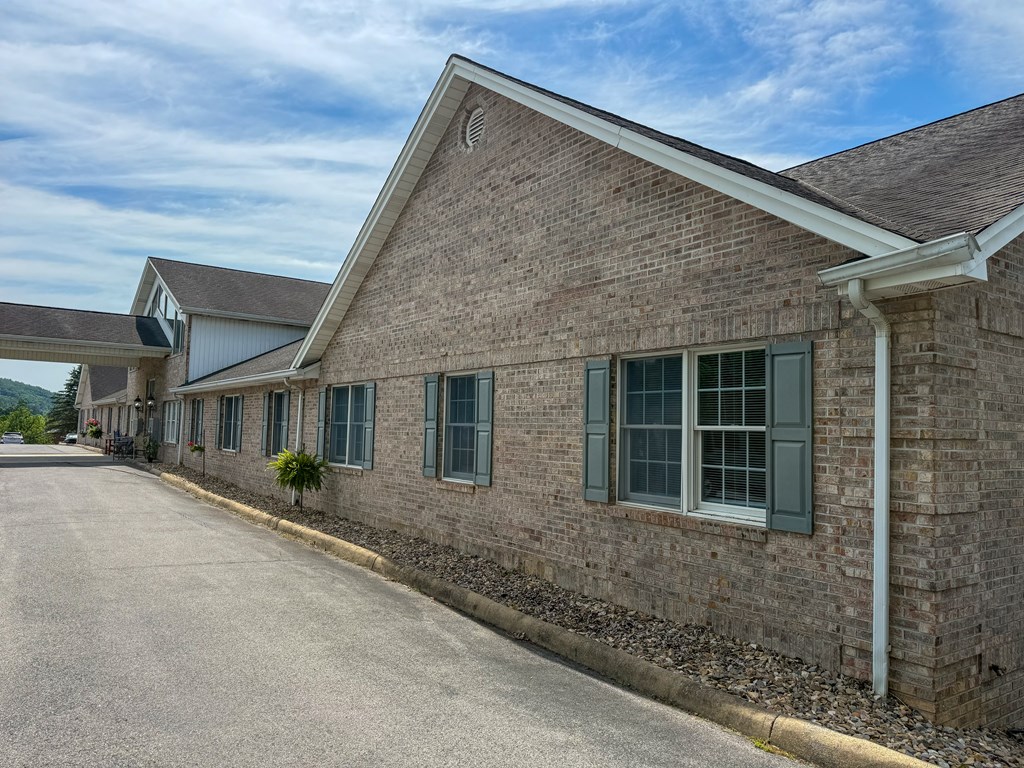 21664 Green Spring Road, Unit #9