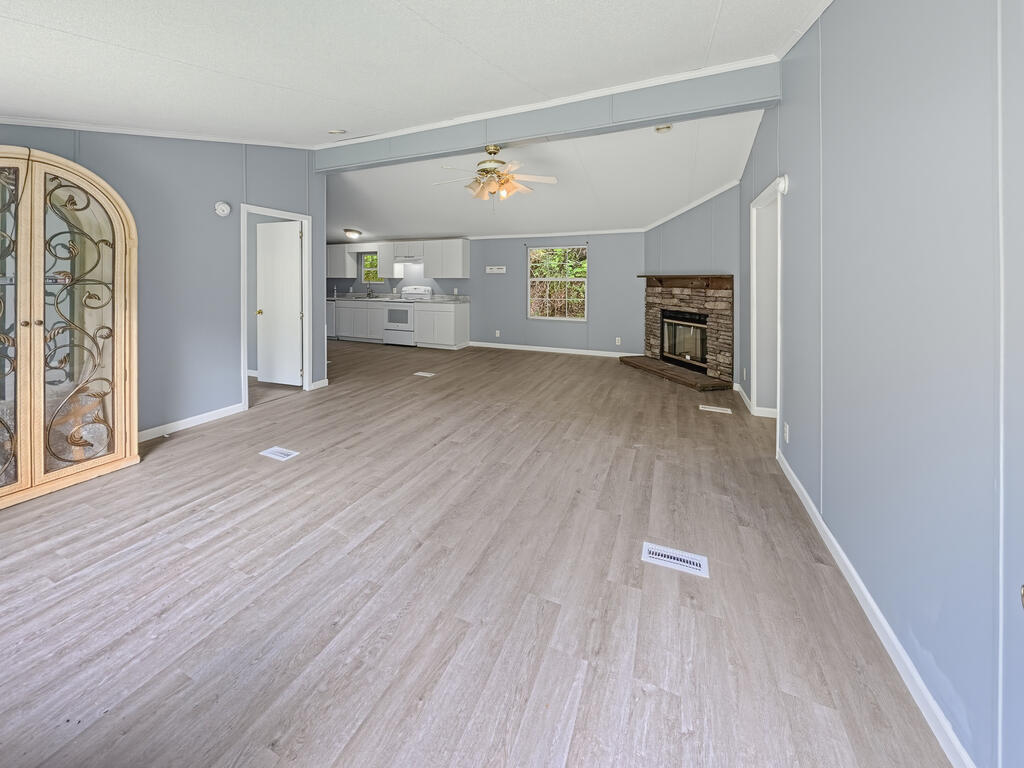 1416 Sunset Hollow Rd