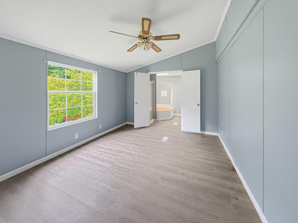 1416 Sunset Hollow Rd