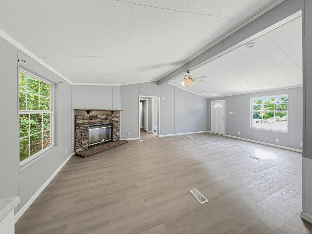 1416 Sunset Hollow Rd