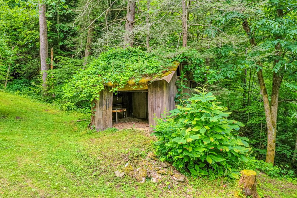 2477 Leemaster Drive