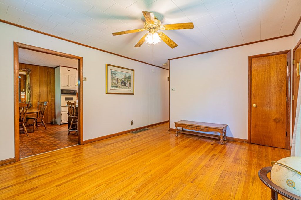 2477 Leemaster Drive