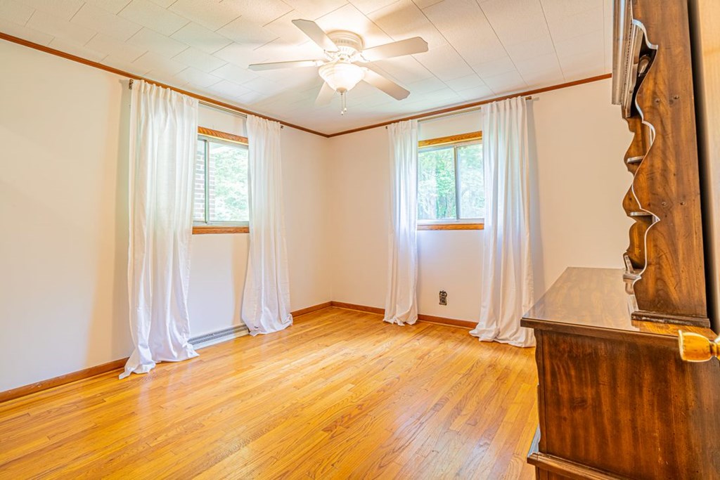 2477 Leemaster Drive