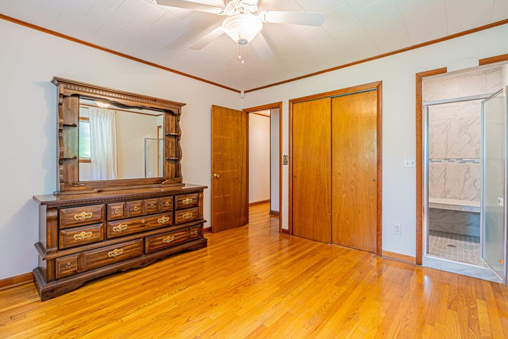 2477 Leemaster Drive