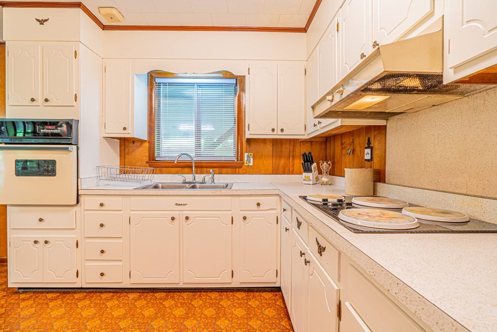 2477 Leemaster Drive