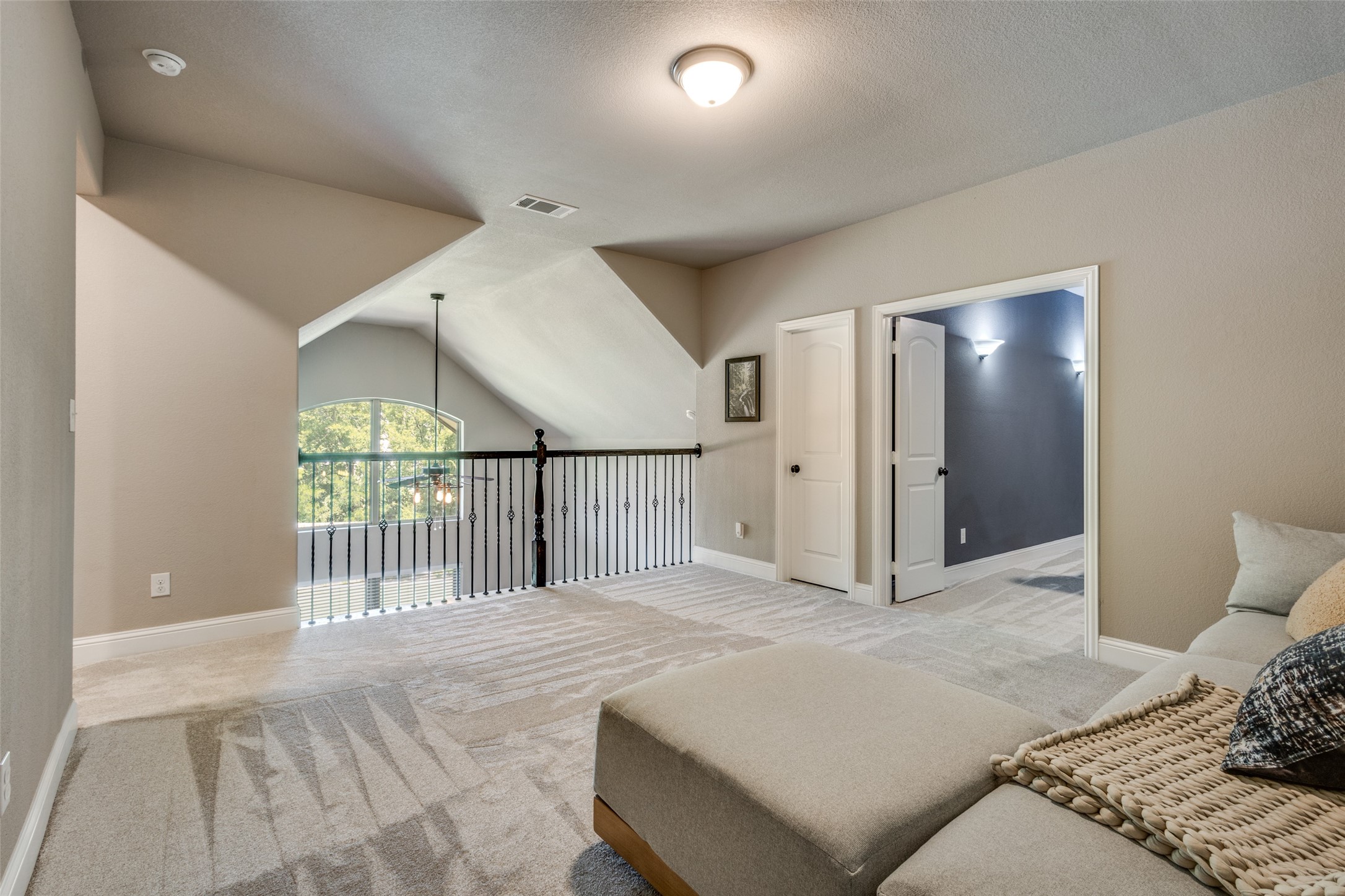 2801 Winchester Avenue