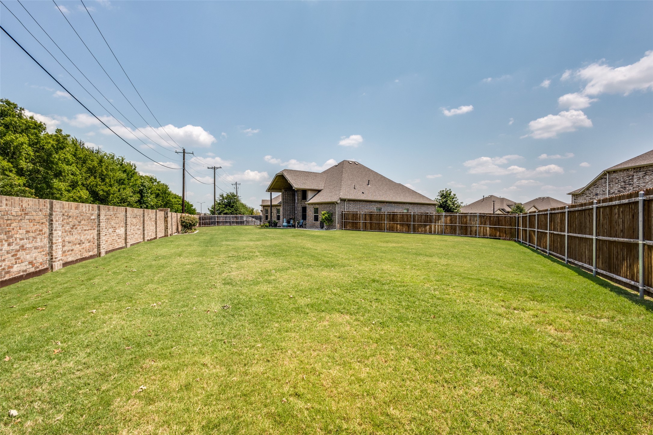 2801 Winchester Avenue