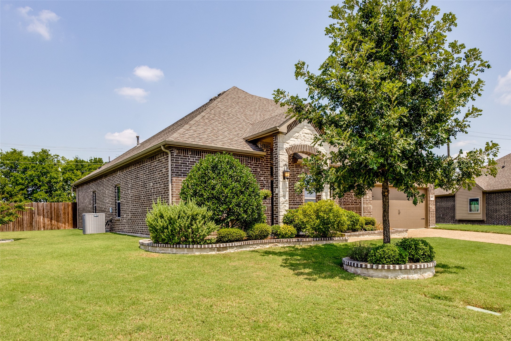 2801 Winchester Avenue