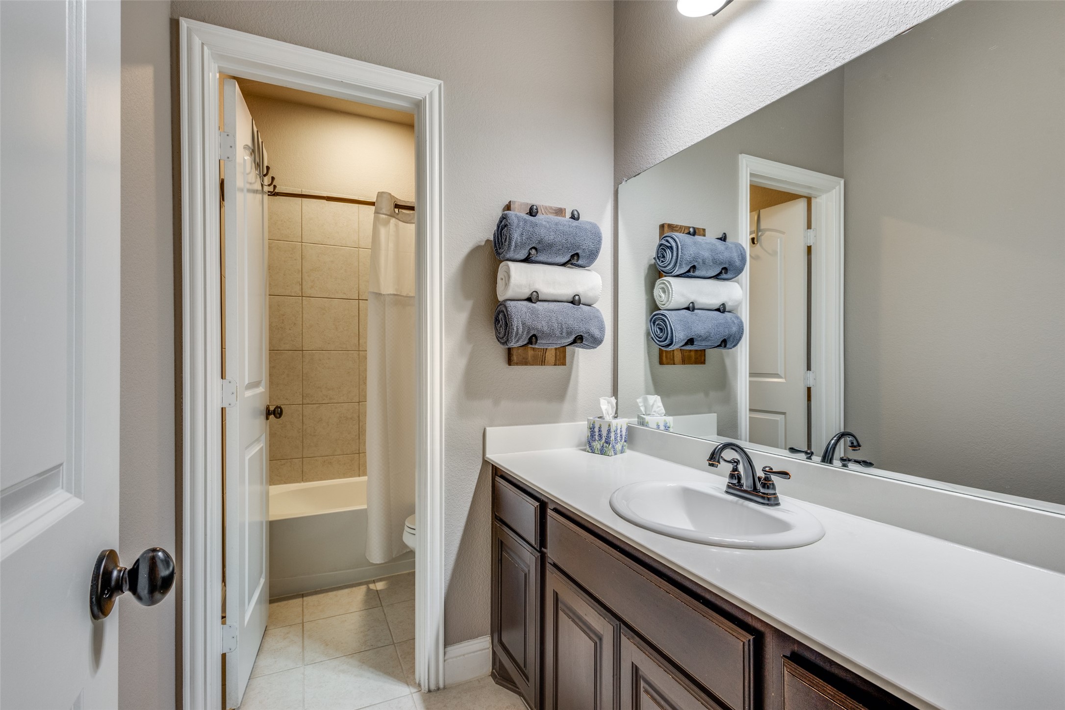 2801 Winchester Avenue