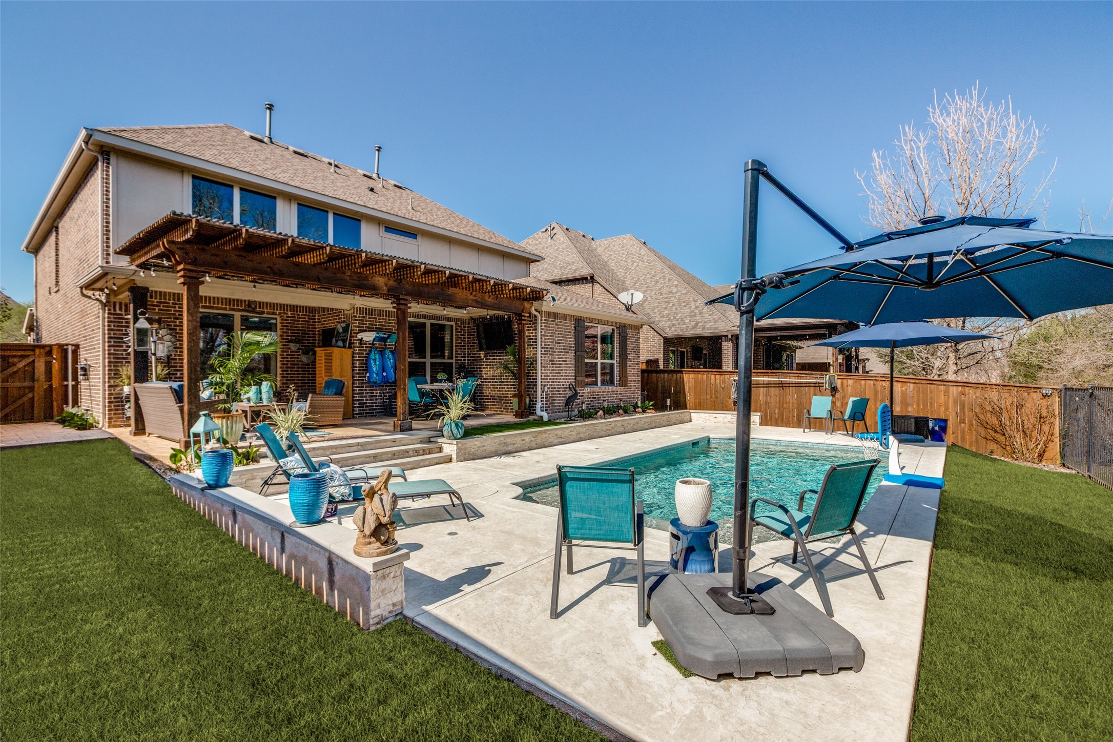 813 Spring Falls Drive