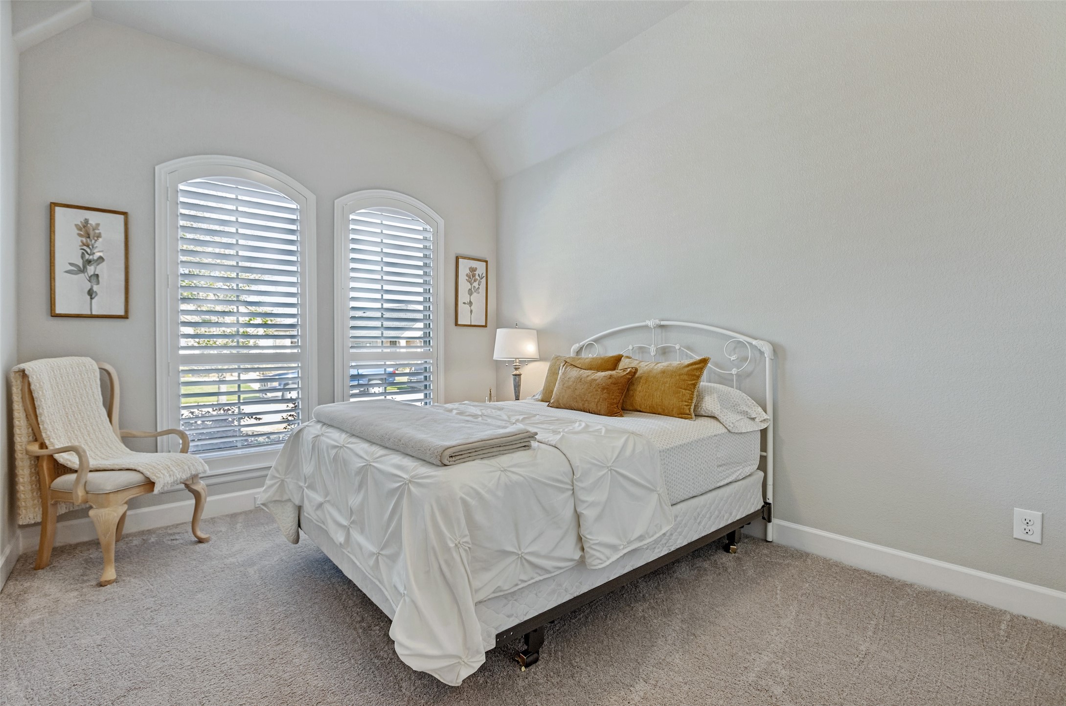 8212 San Bernard Trail