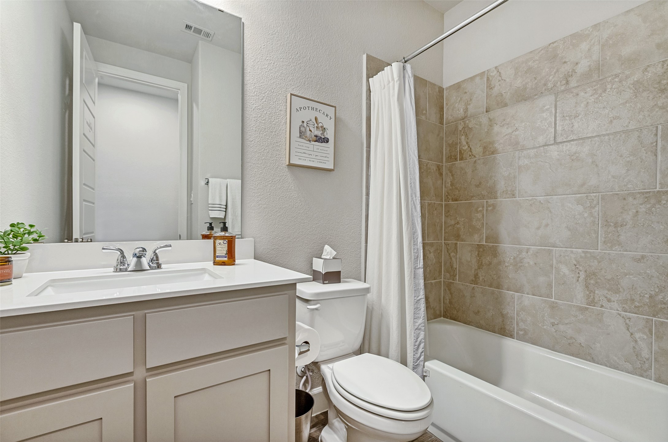 8212 San Bernard Trail