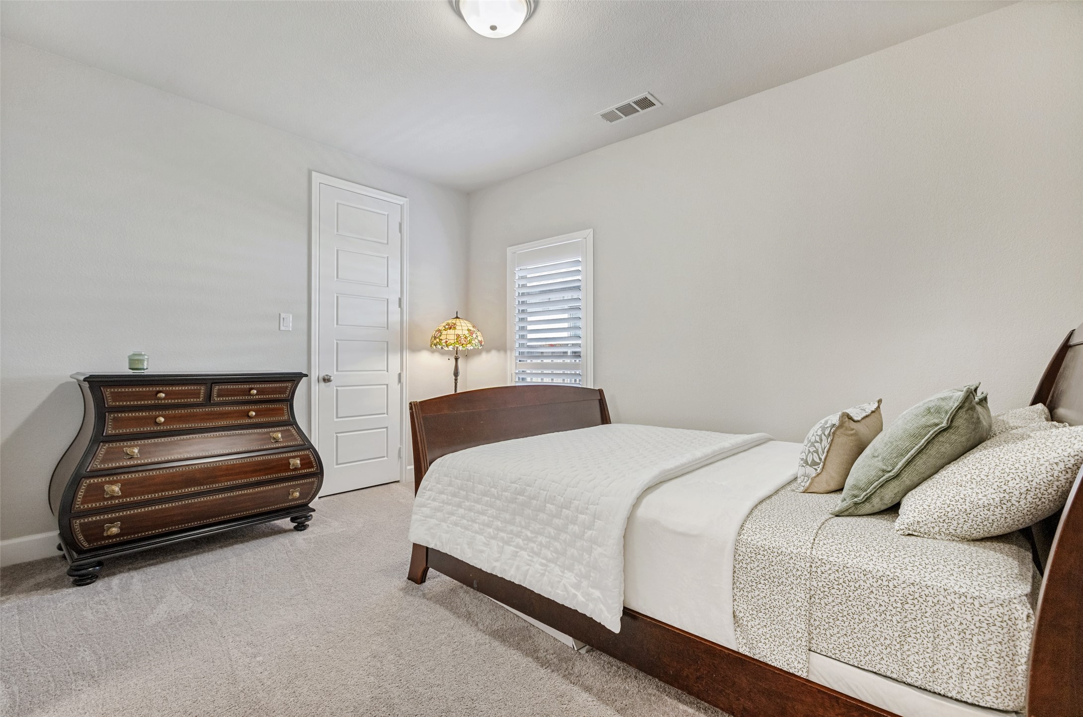 8212 San Bernard Trail