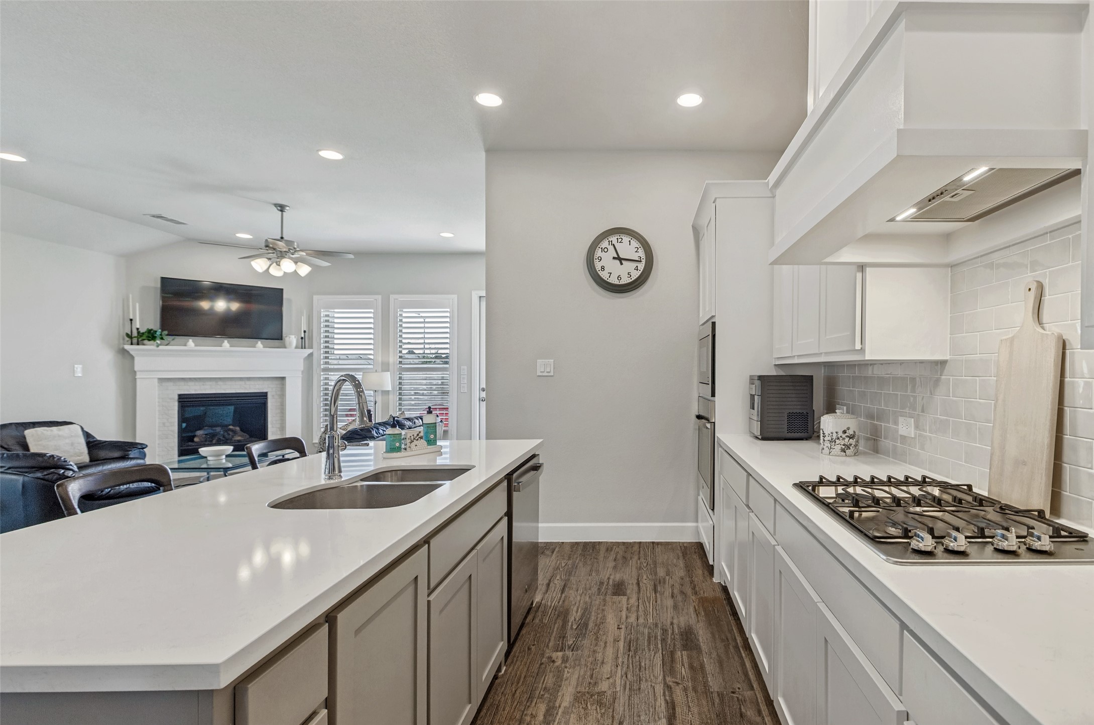 8212 San Bernard Trail