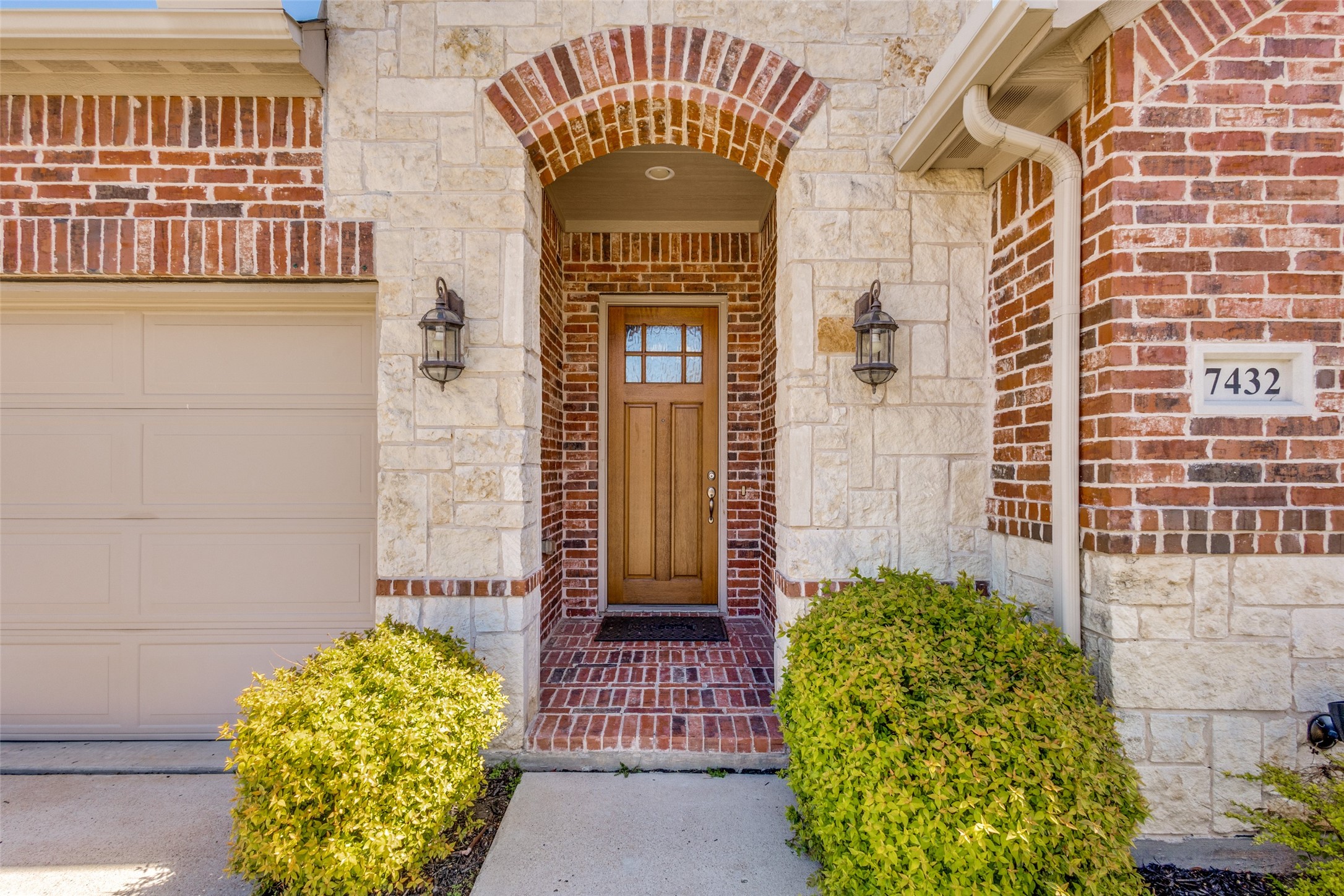 7432 San Jacinto Trail