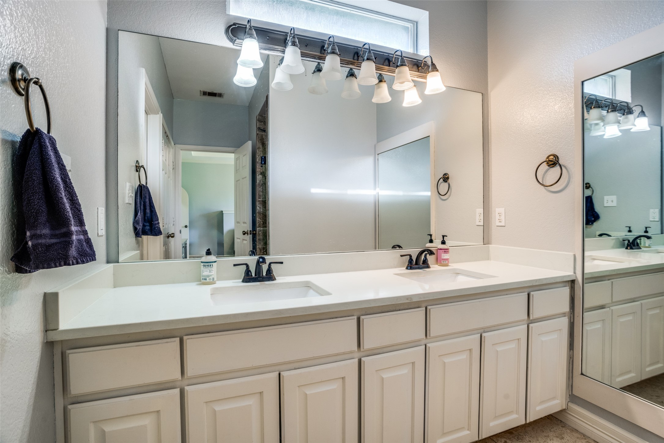 305 Cedar Hill Circle