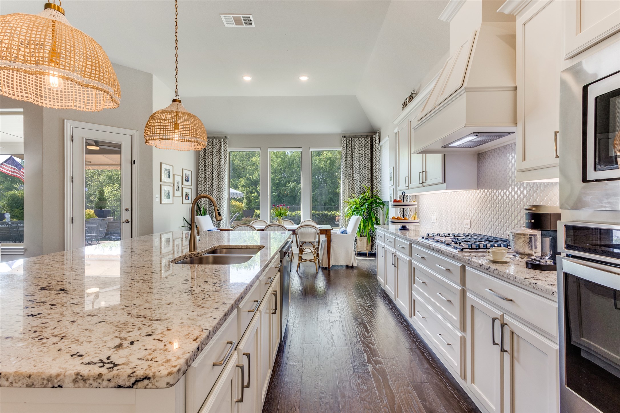 7404 River Park Drive