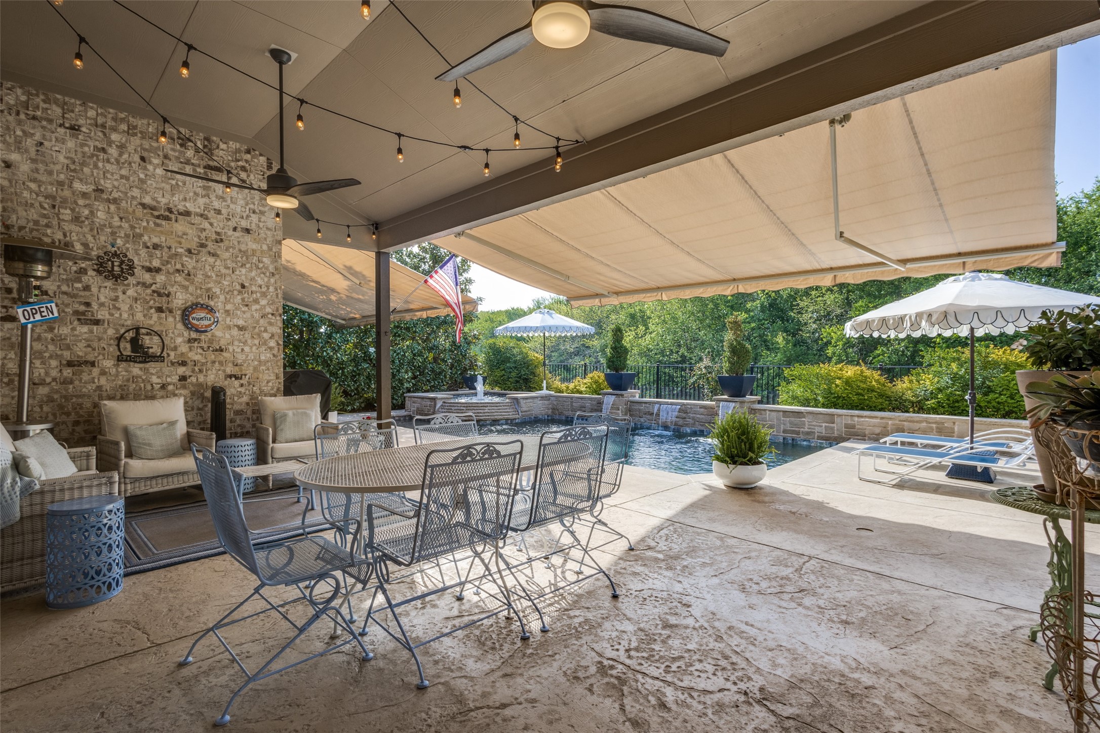 7404 River Park Drive