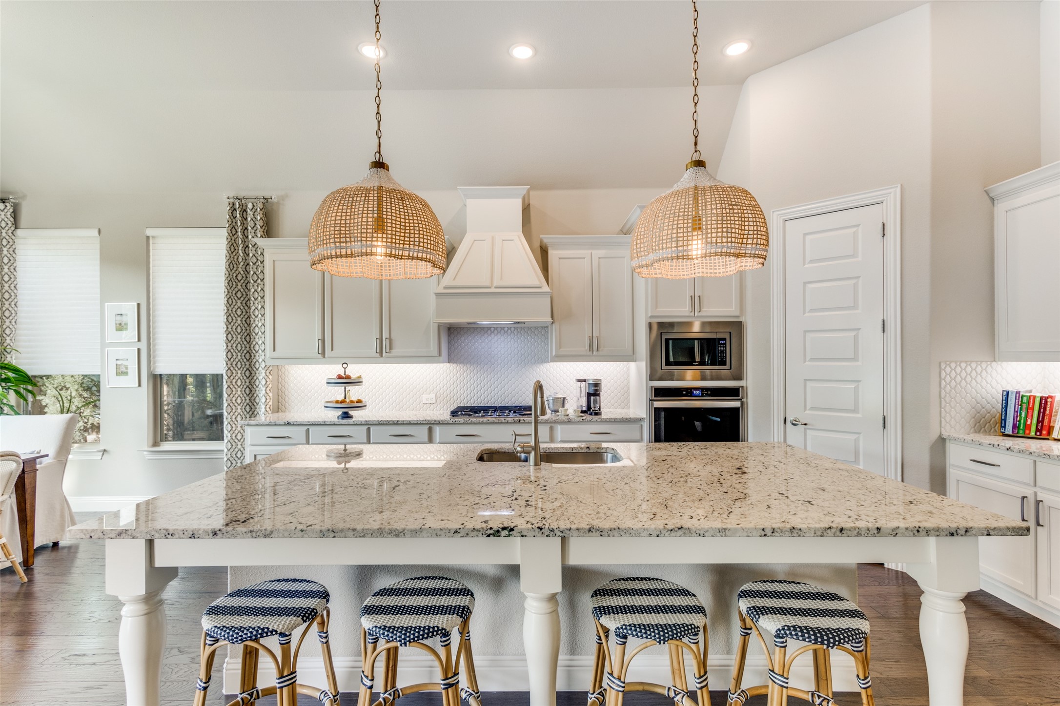 7404 River Park Drive