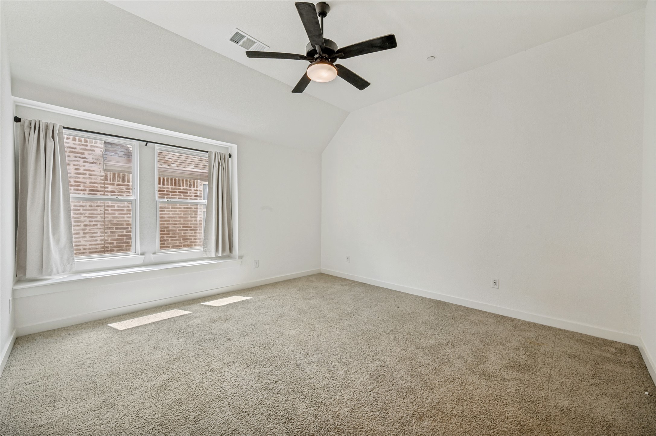 8117 Yellow Brick Pass