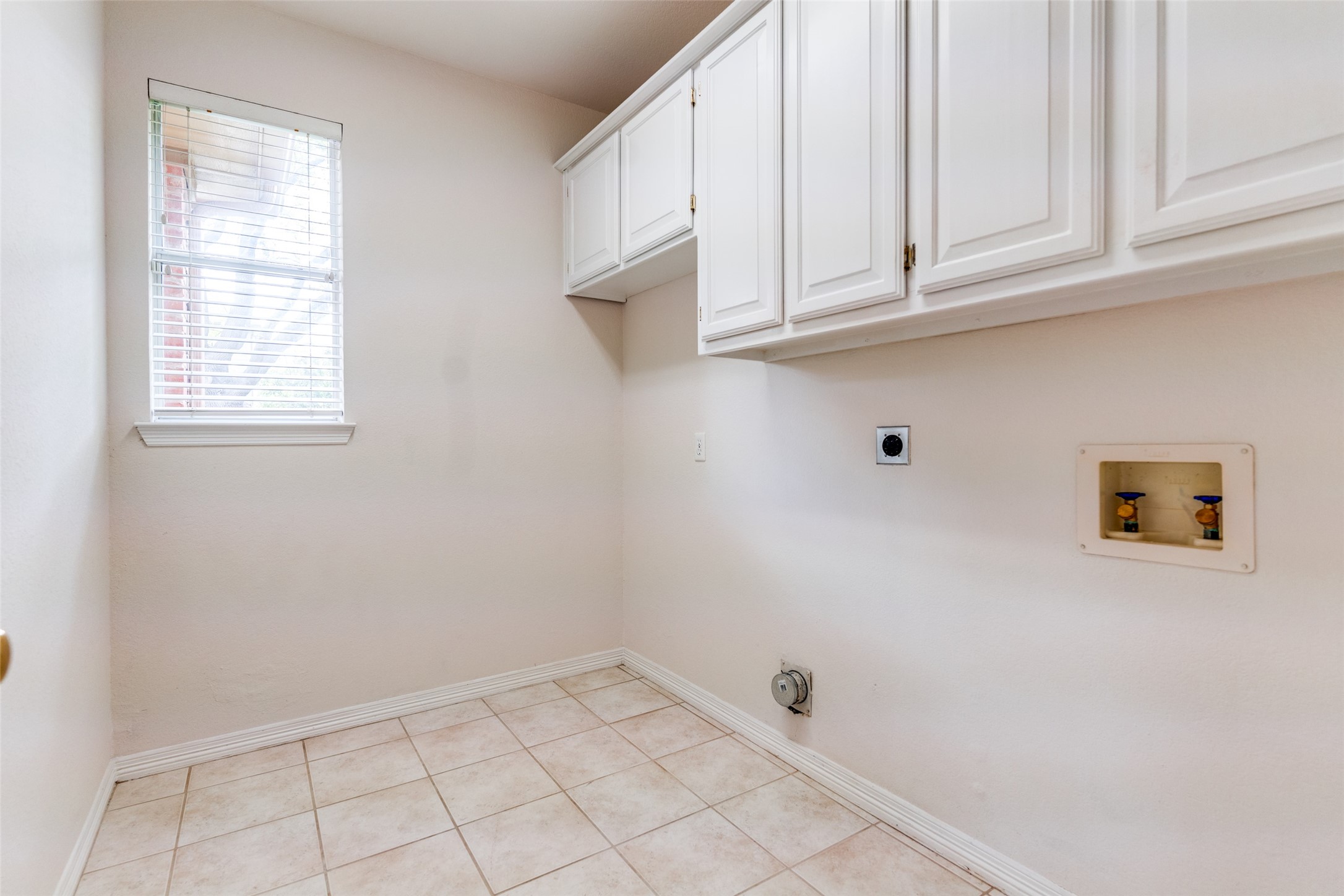1413 Winston Drive