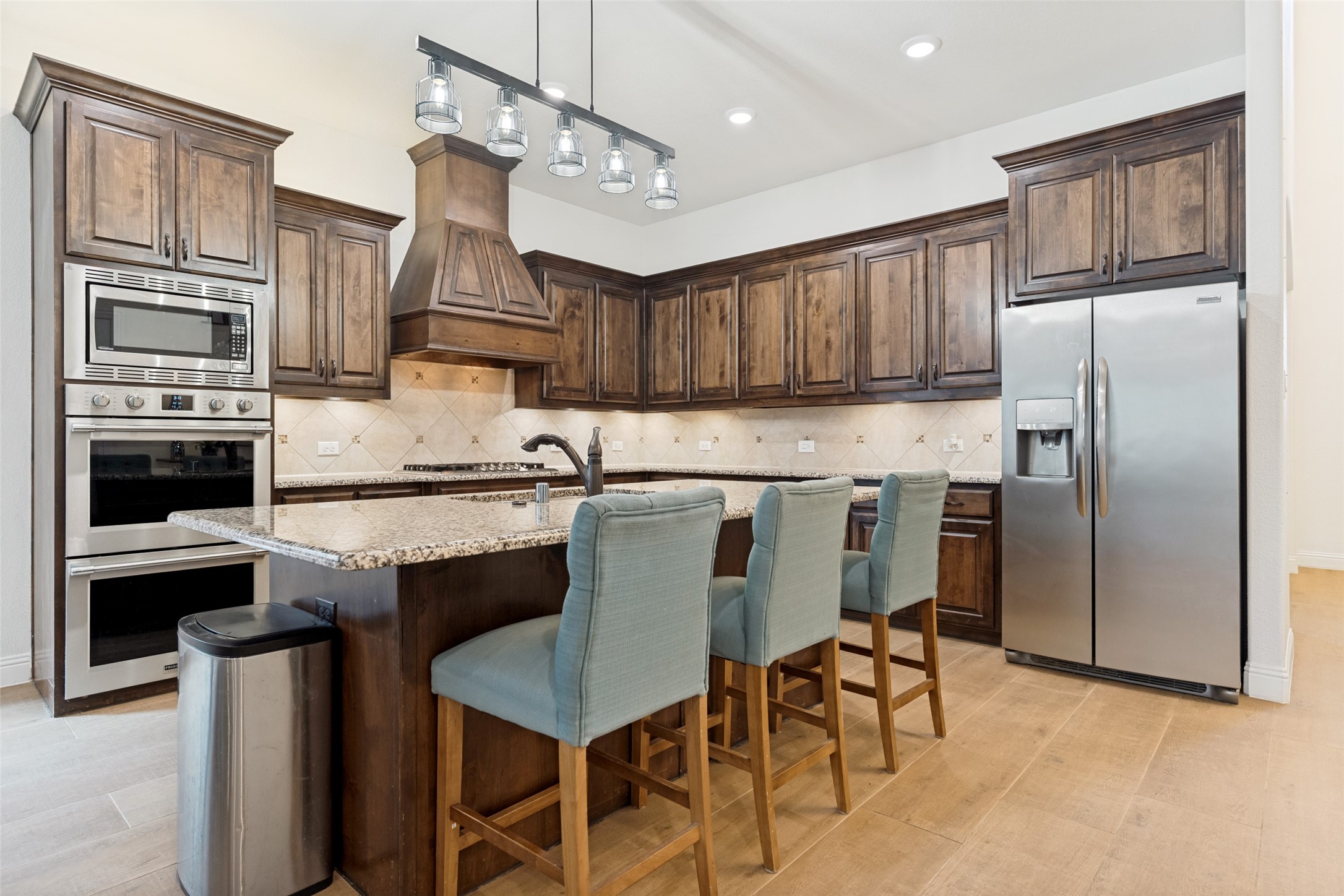 7913 Caddo Cove