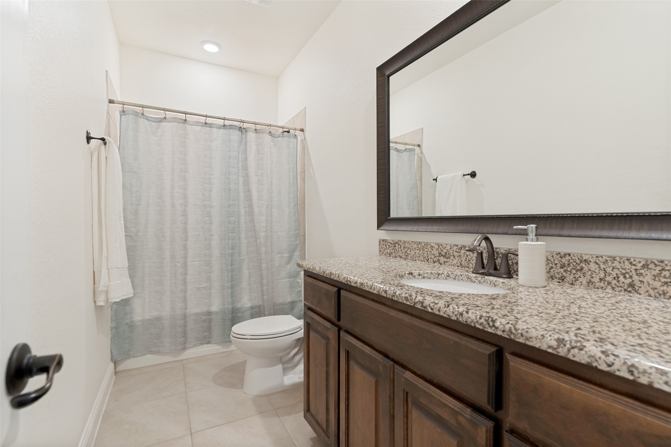 7913 Caddo Cove