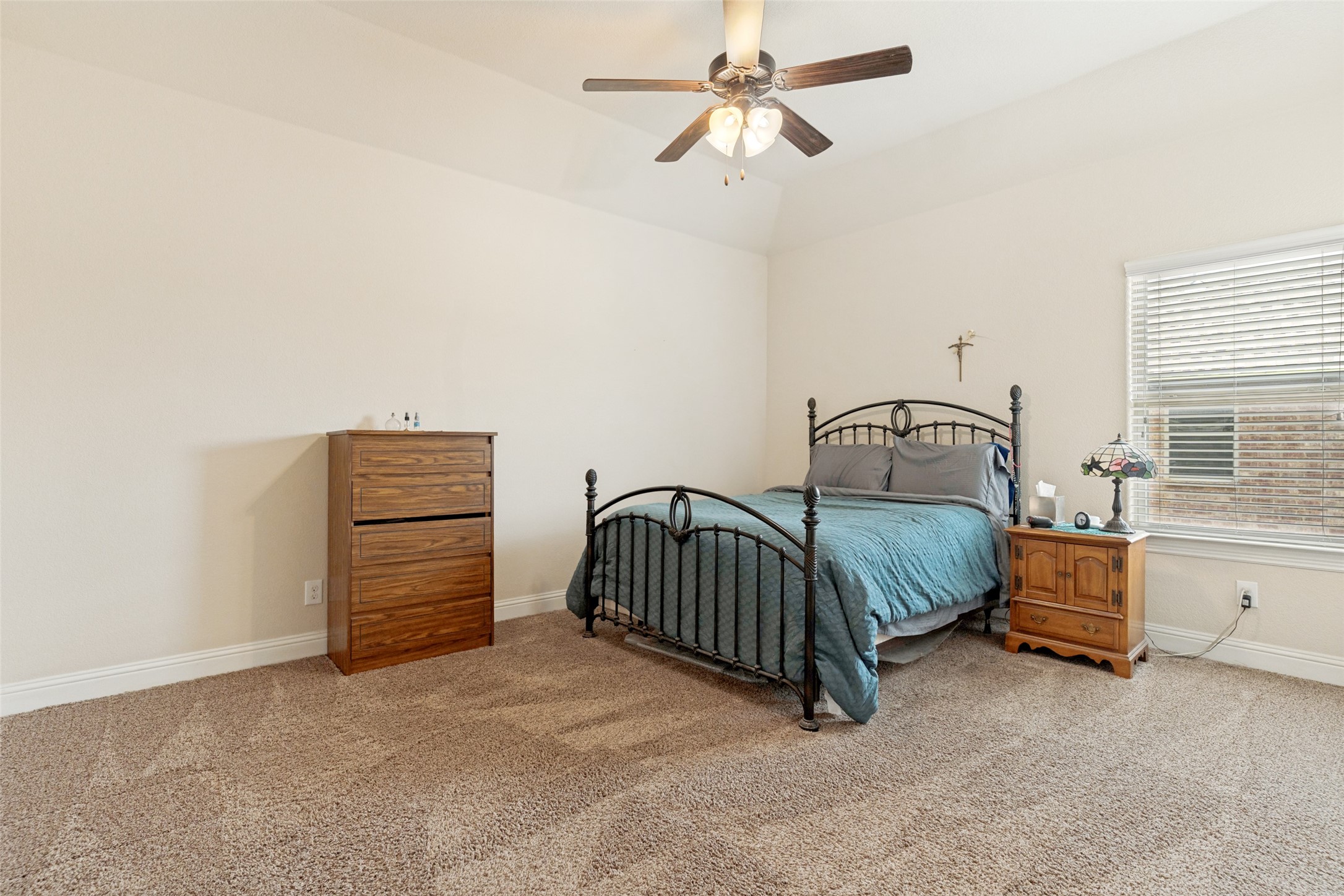 7913 Caddo Cove