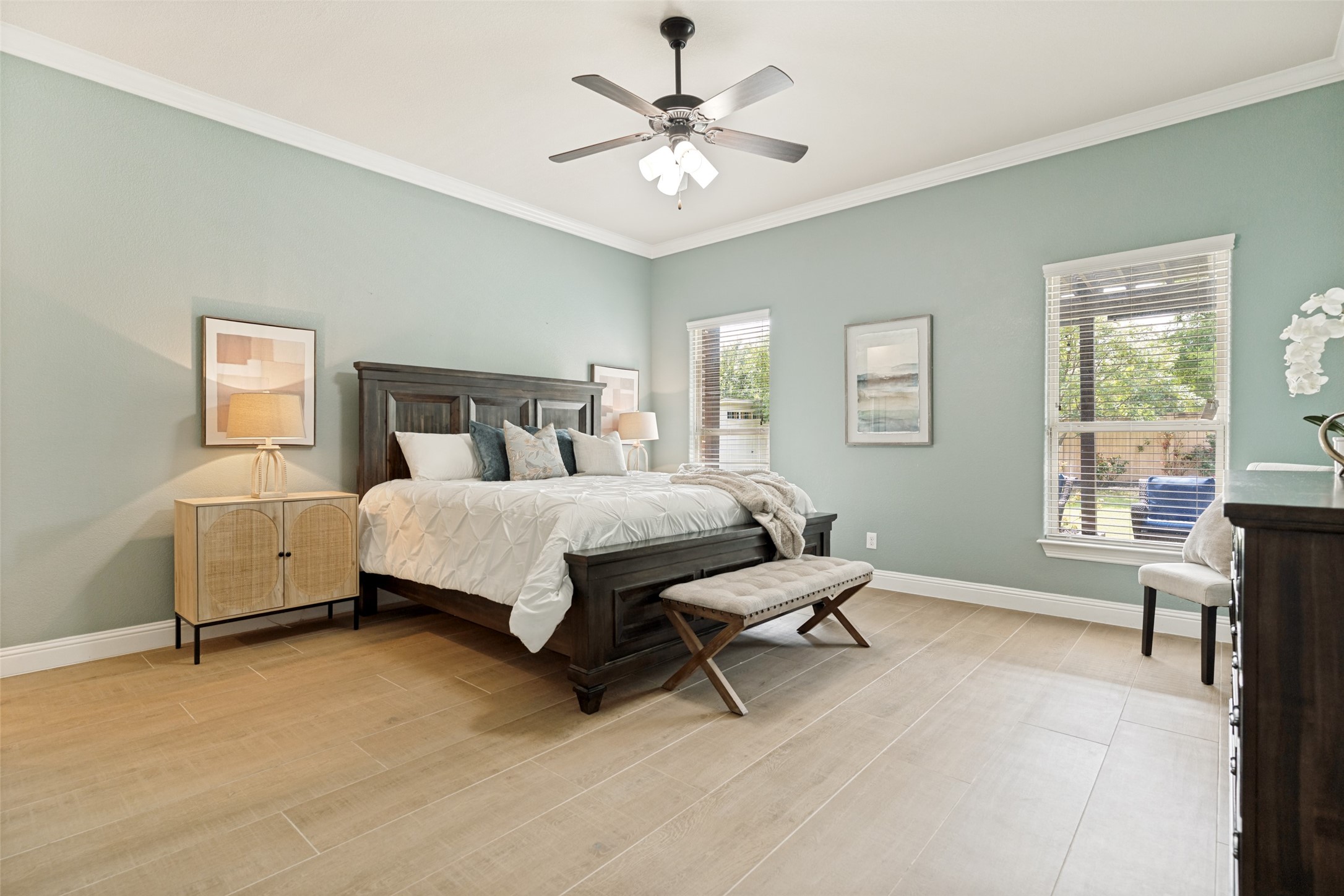 7913 Caddo Cove