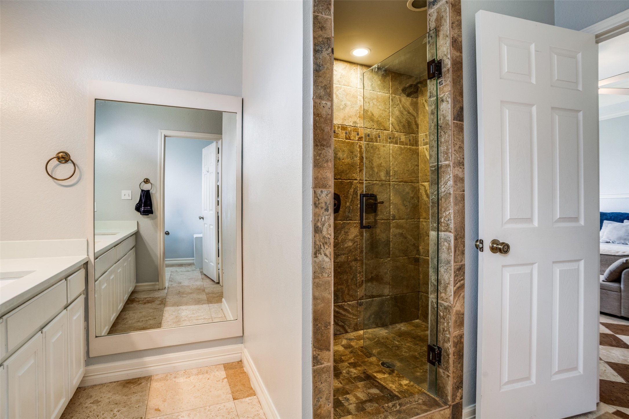 305 Cedar Hill Circle
