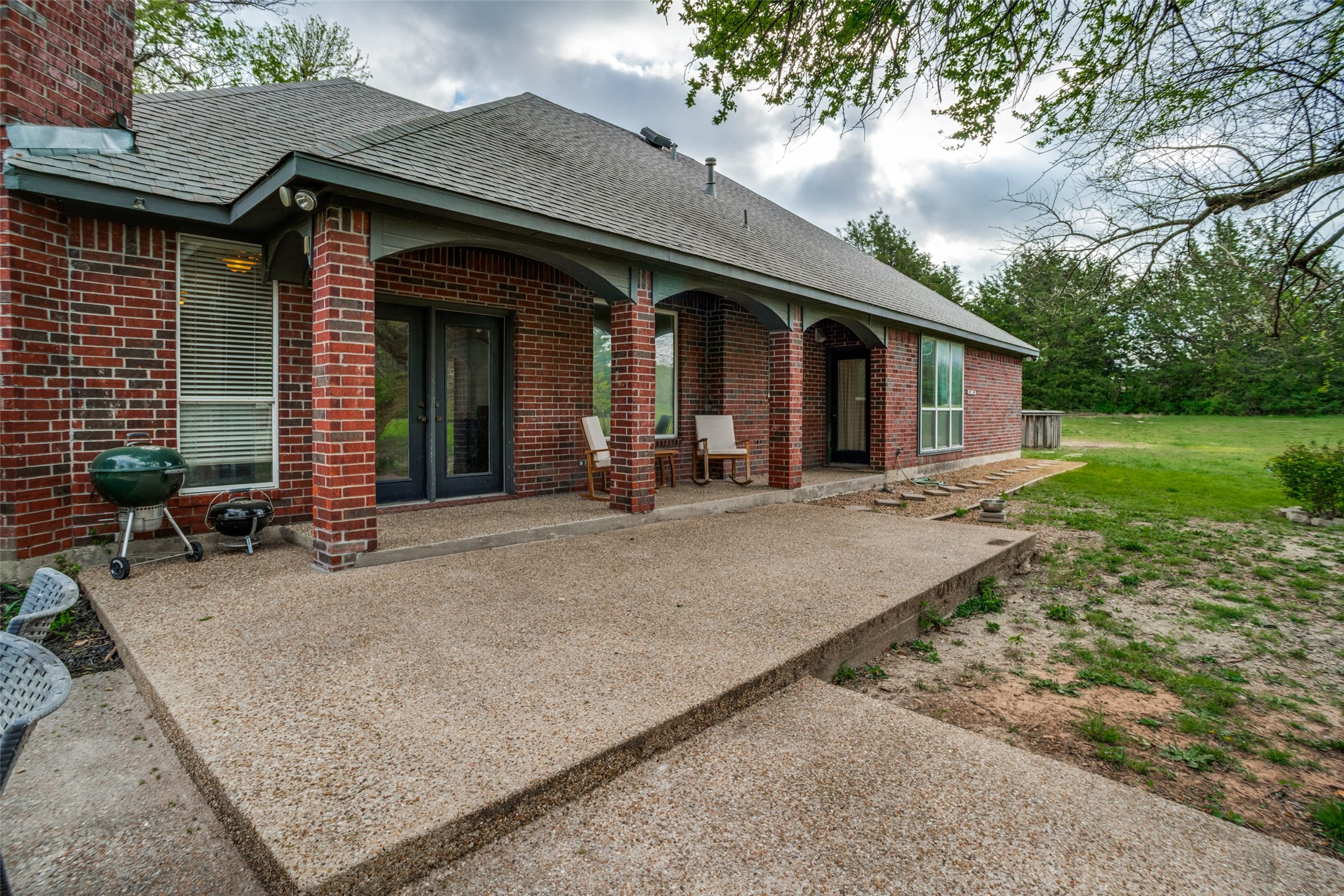305 Cedar Hill Circle