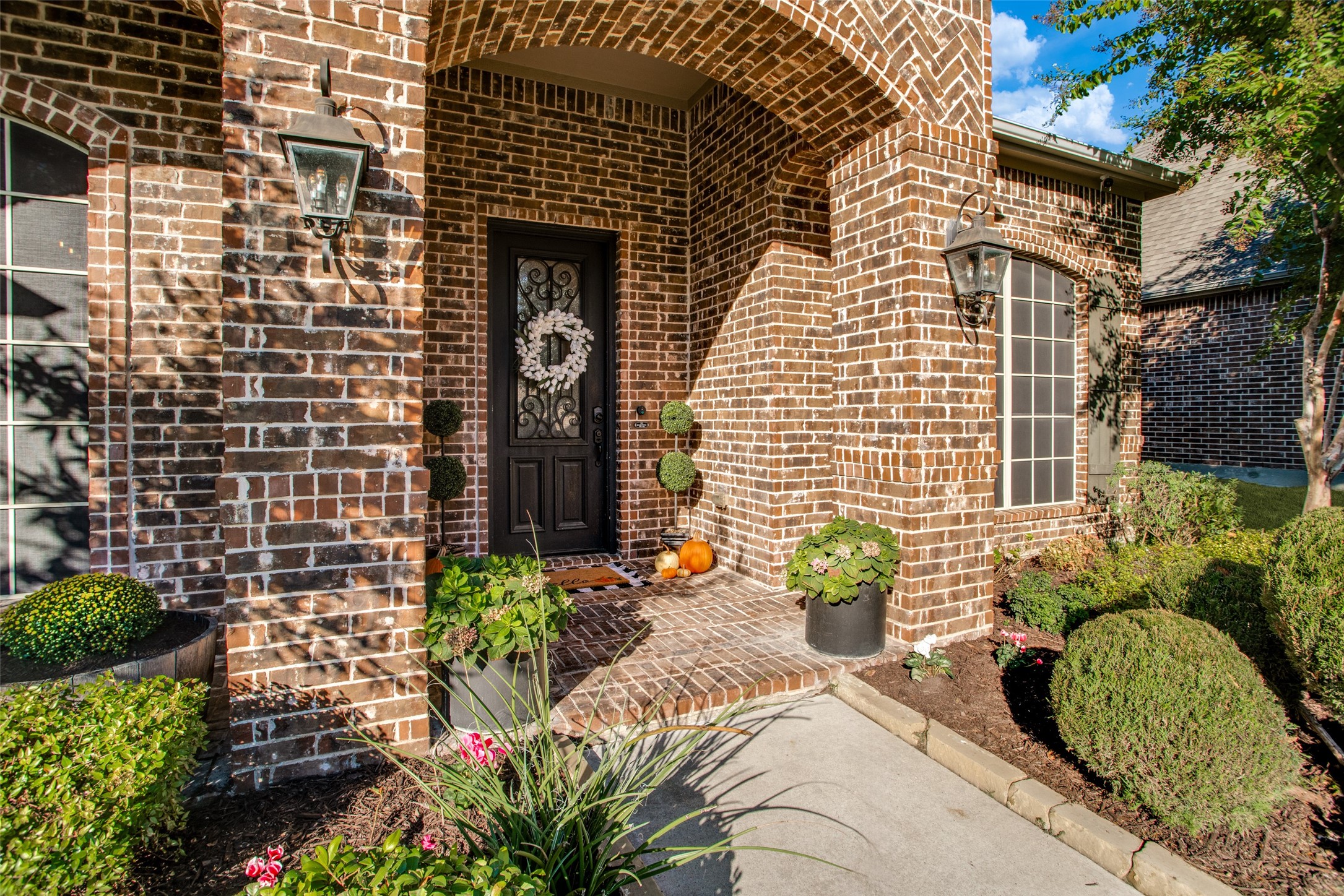 7901 San Jacinto Trail