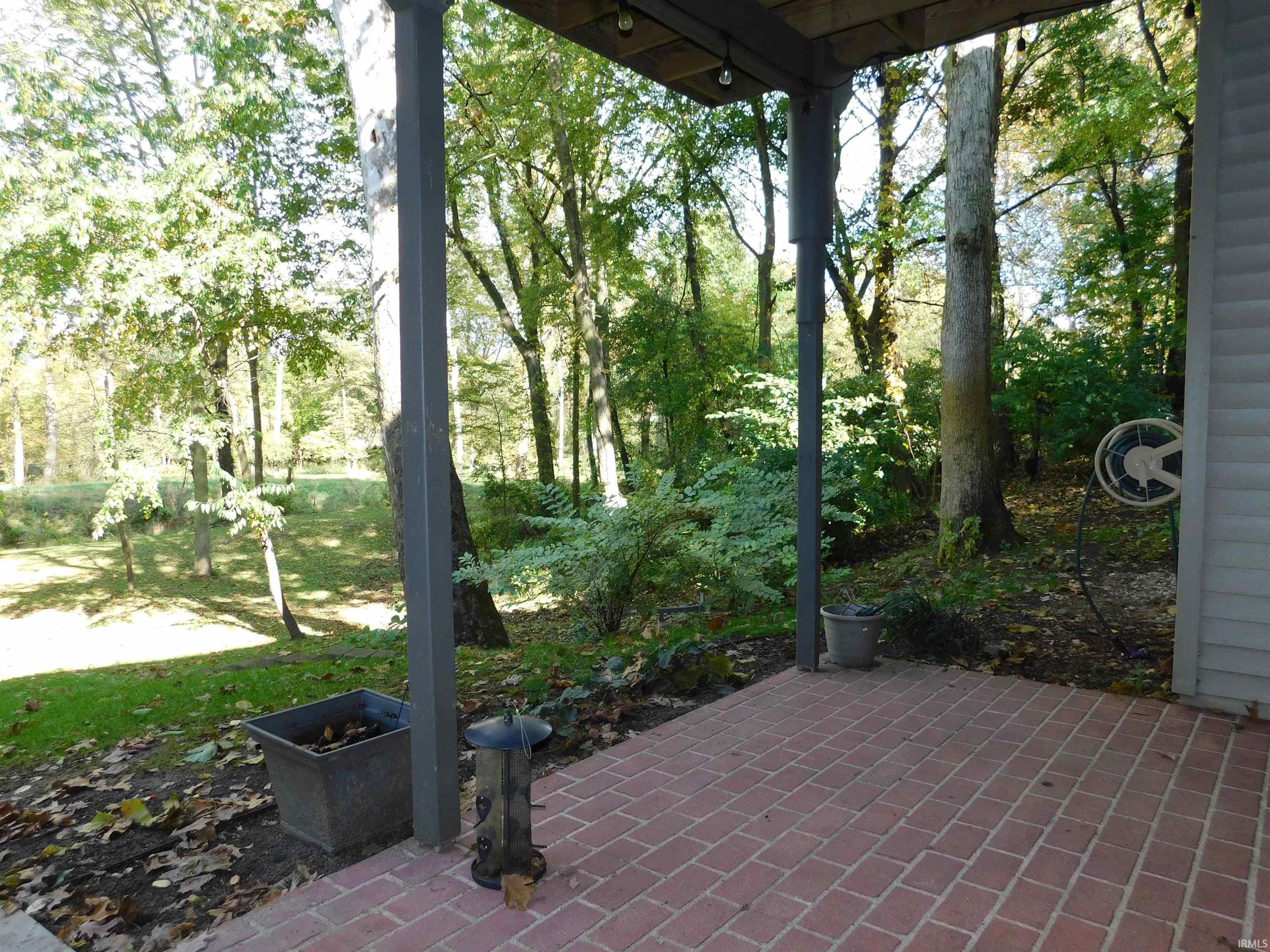 2228 E Laurien Ct
