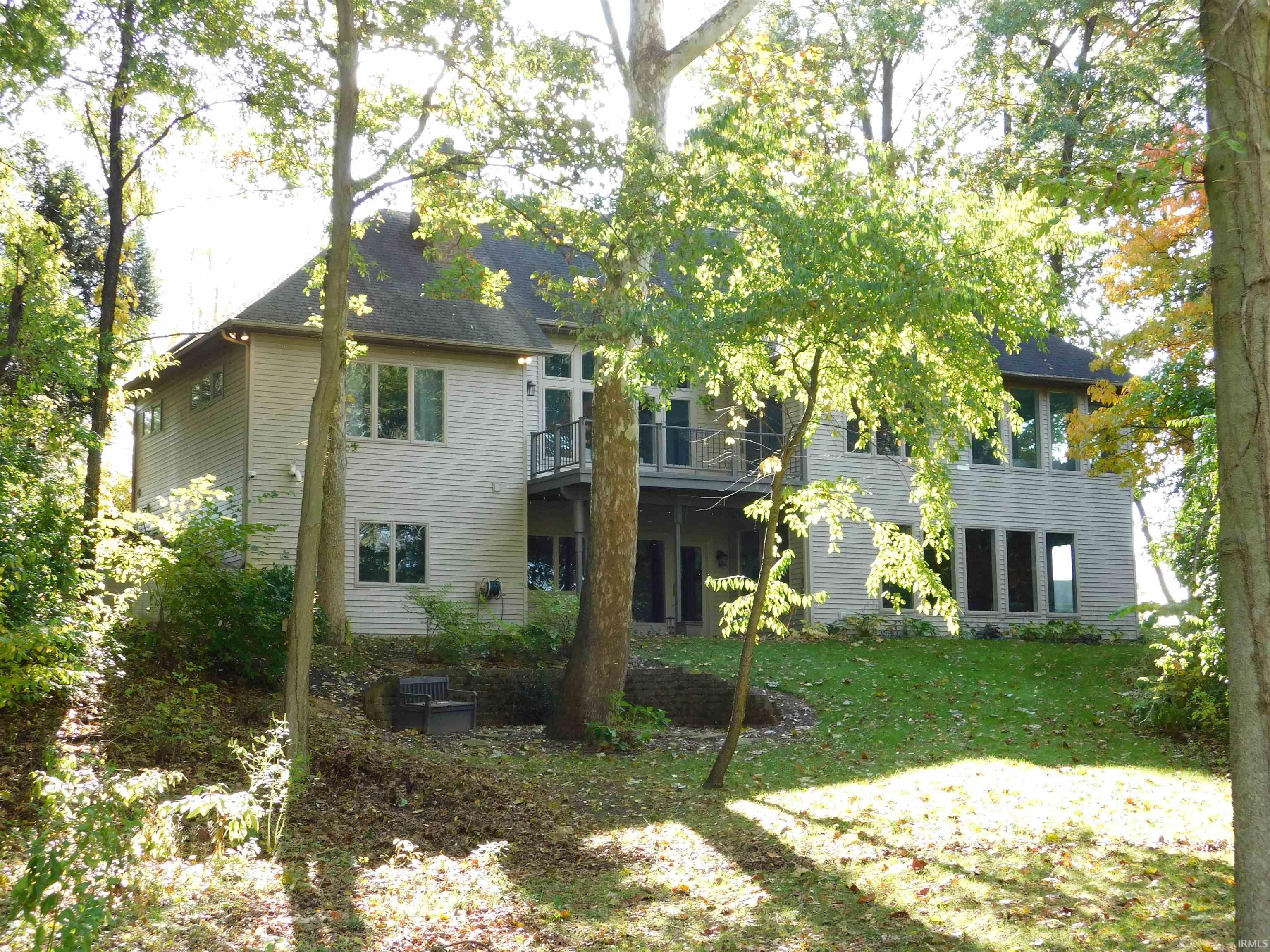 2228 E Laurien Ct