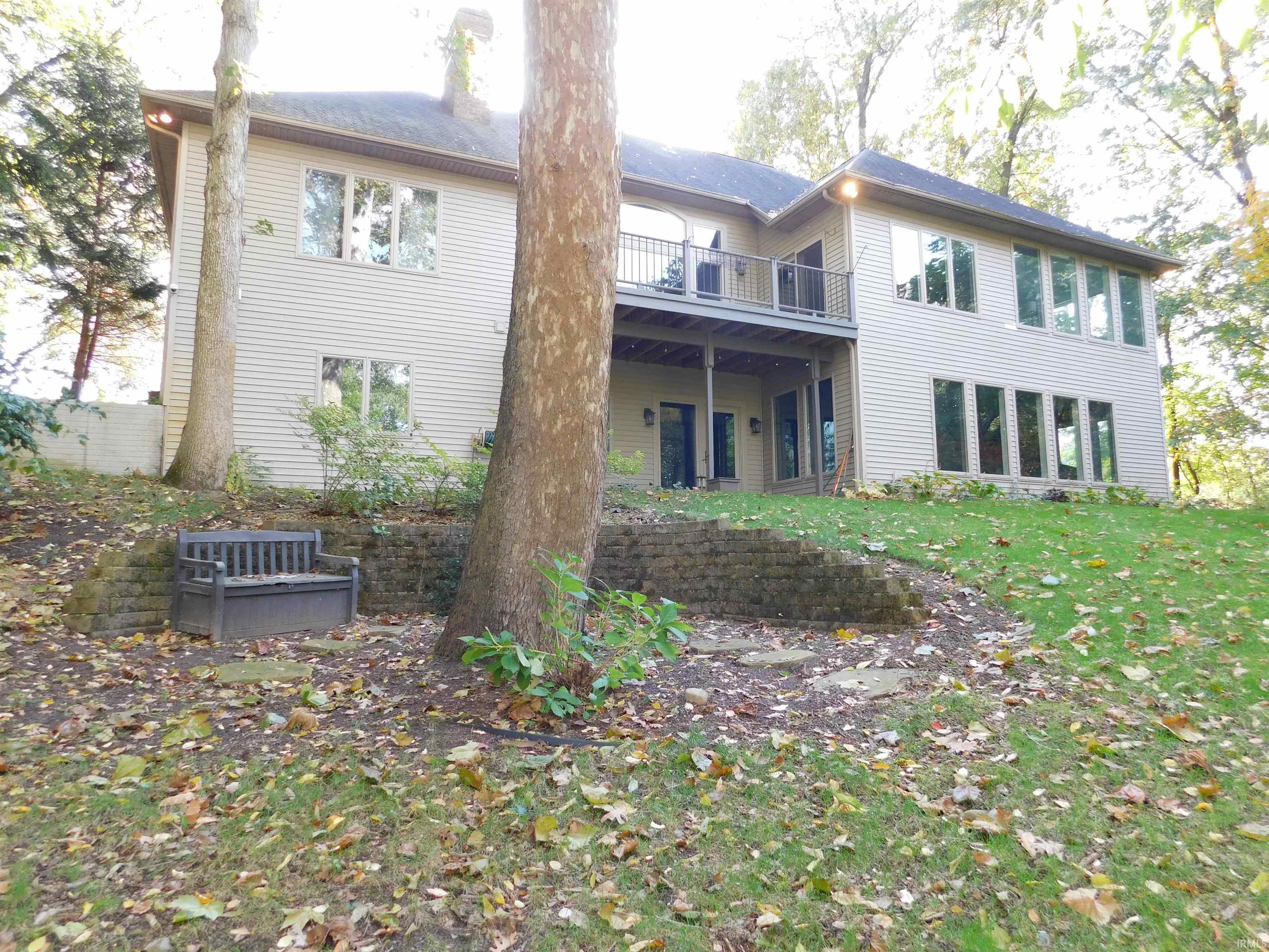 2228 E Laurien Ct