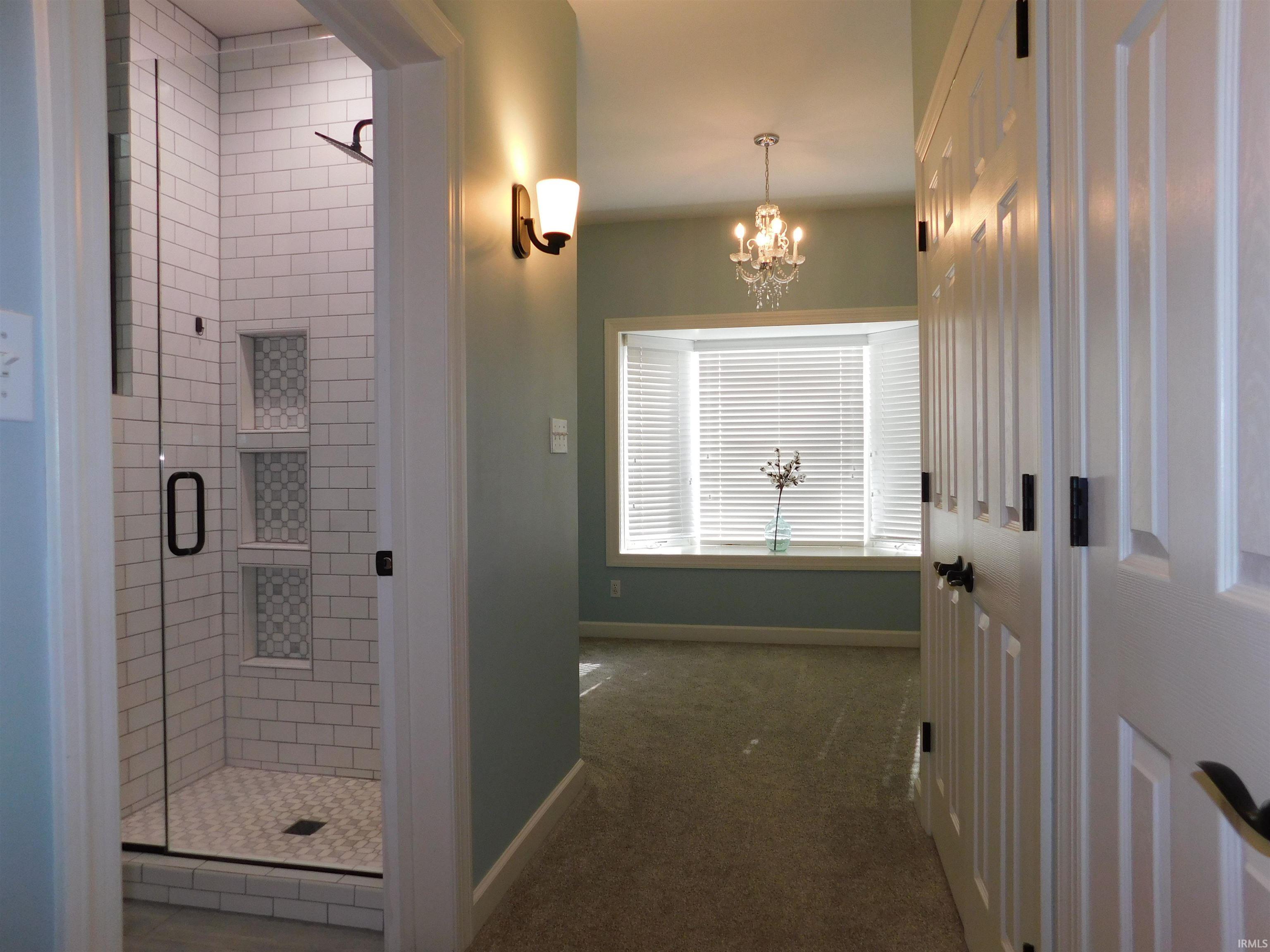 2228 E Laurien Ct