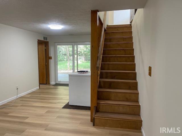 1307 Wooster Road