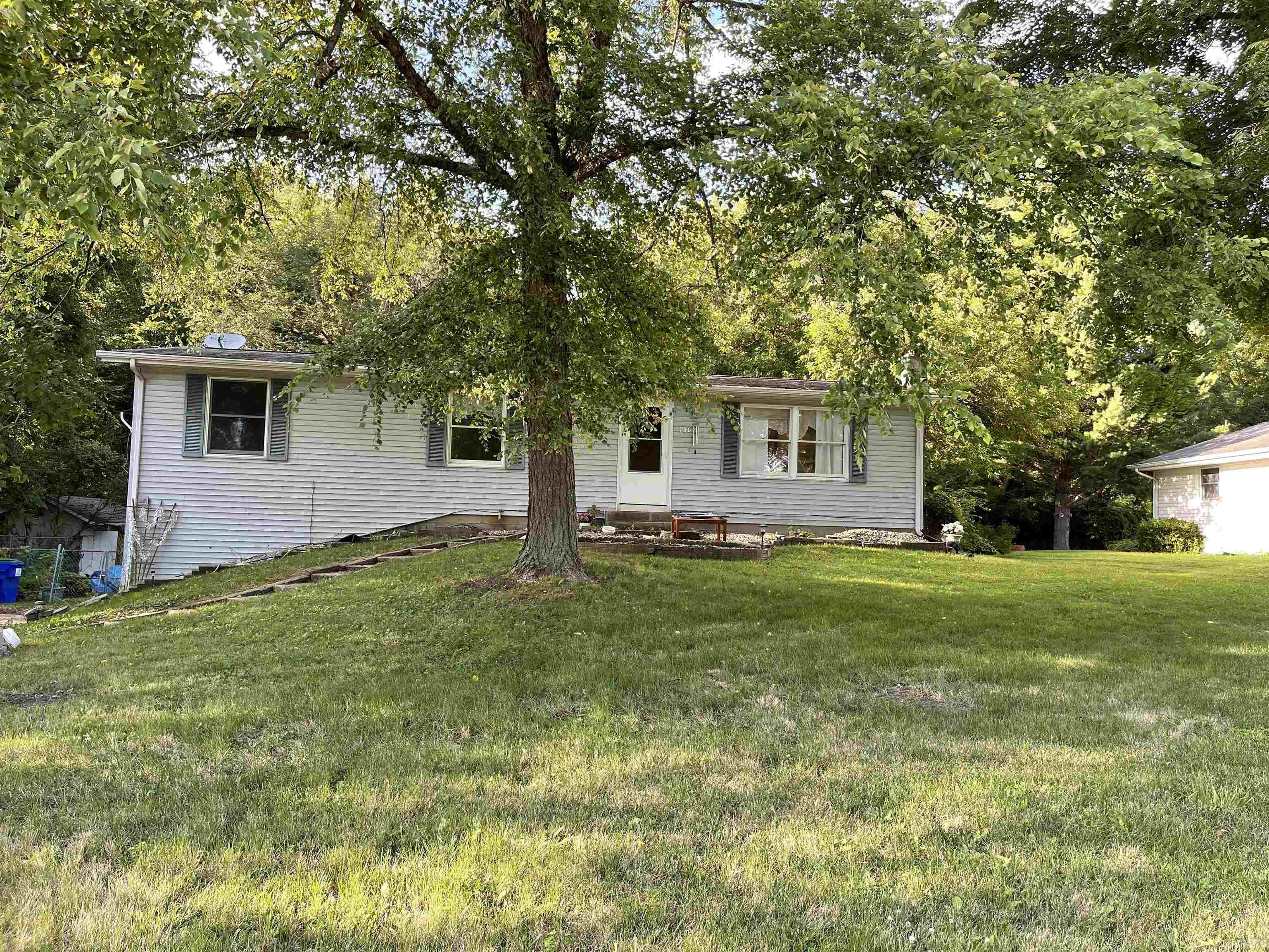 1307 Wooster Road