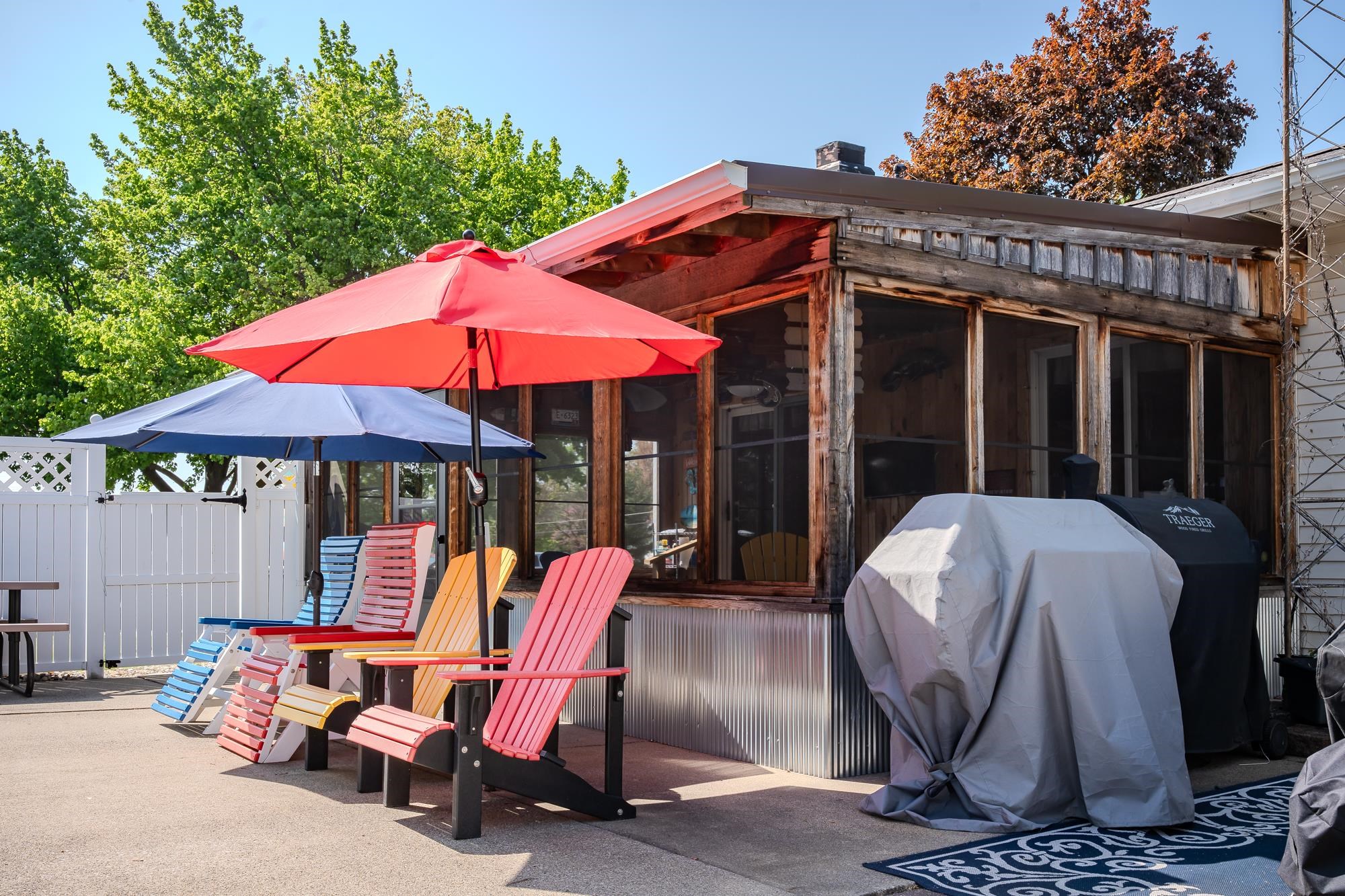 315 E Effie Mae Street