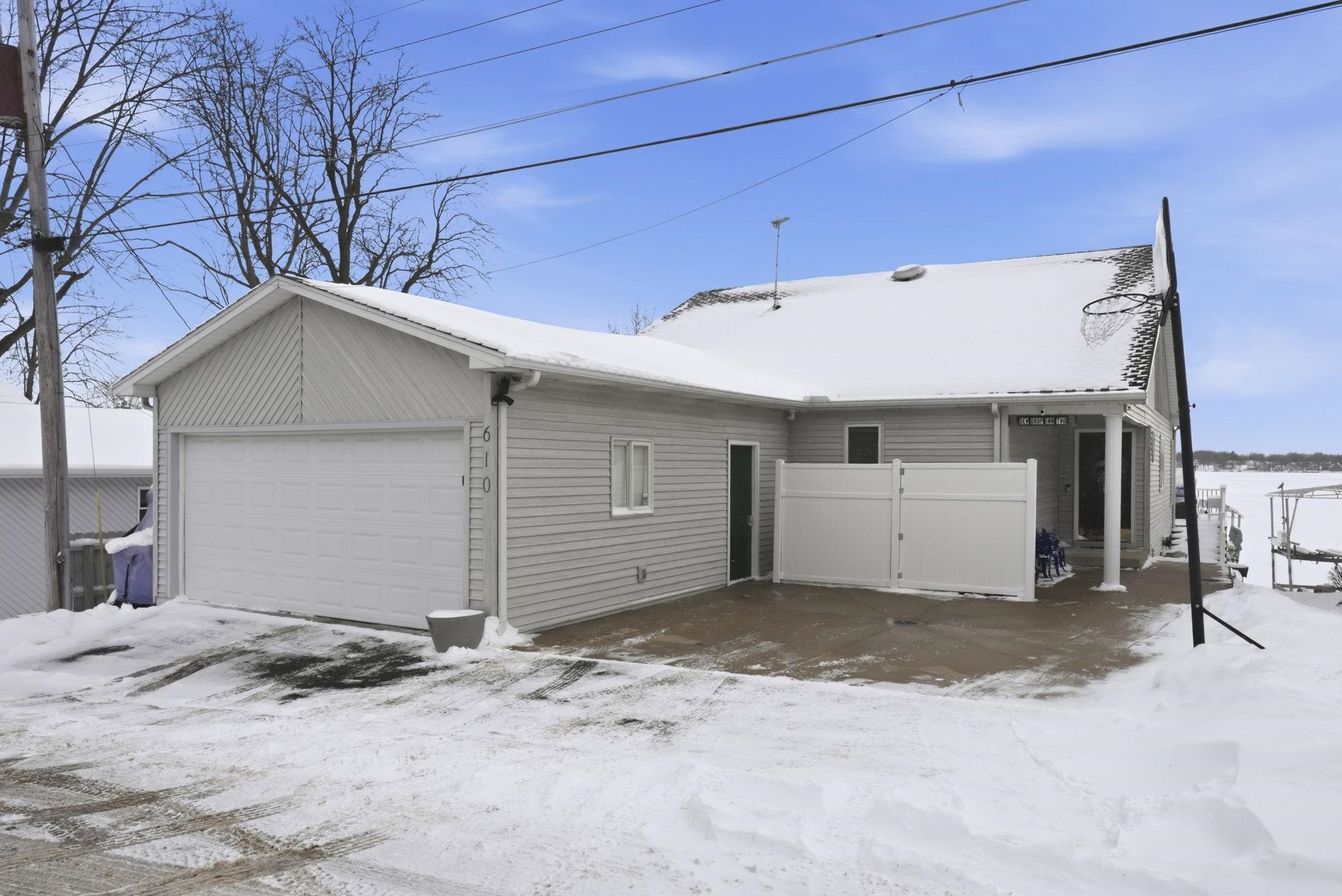 610 N Albert Eckert Drive