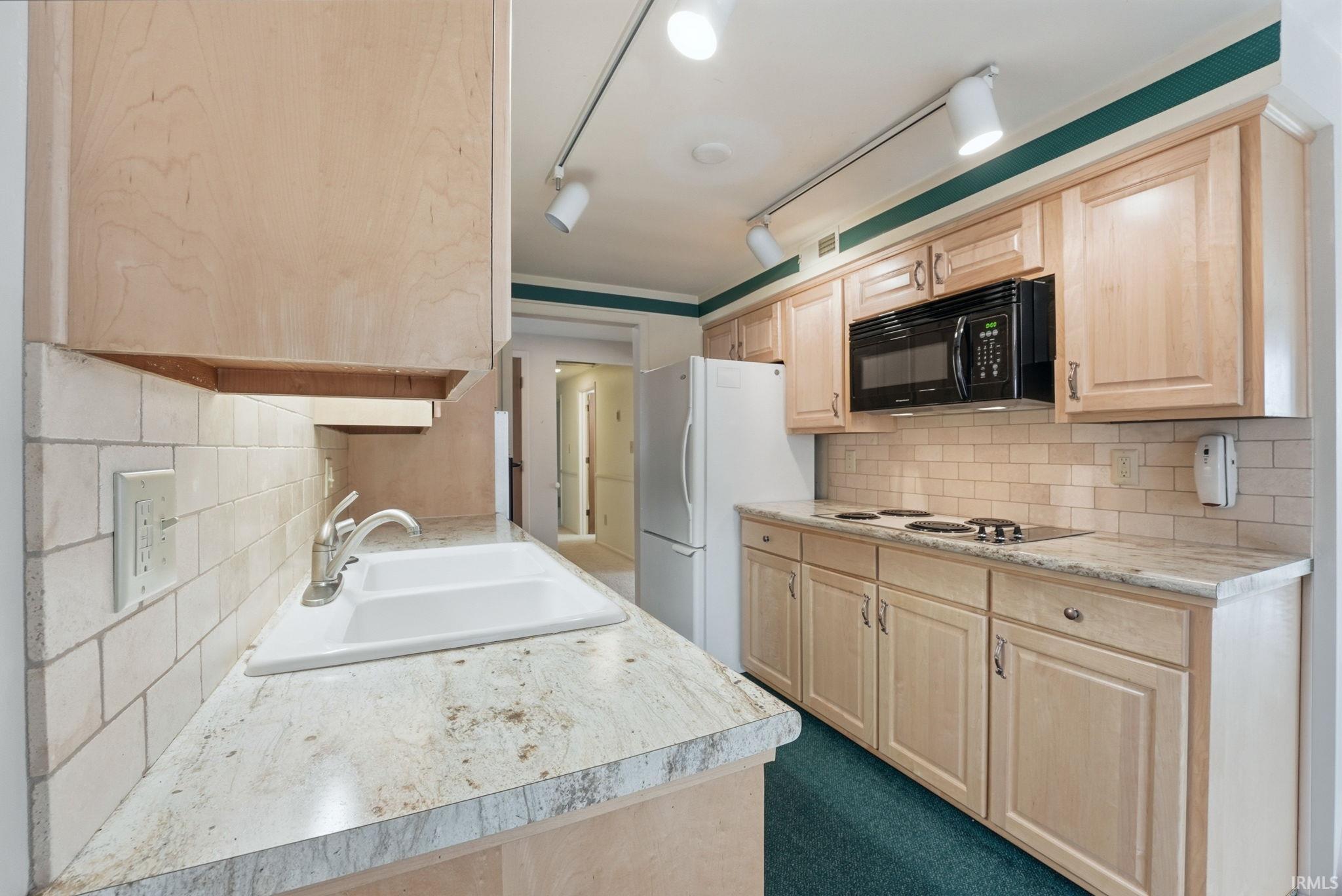 1409 Lake Forest Drive