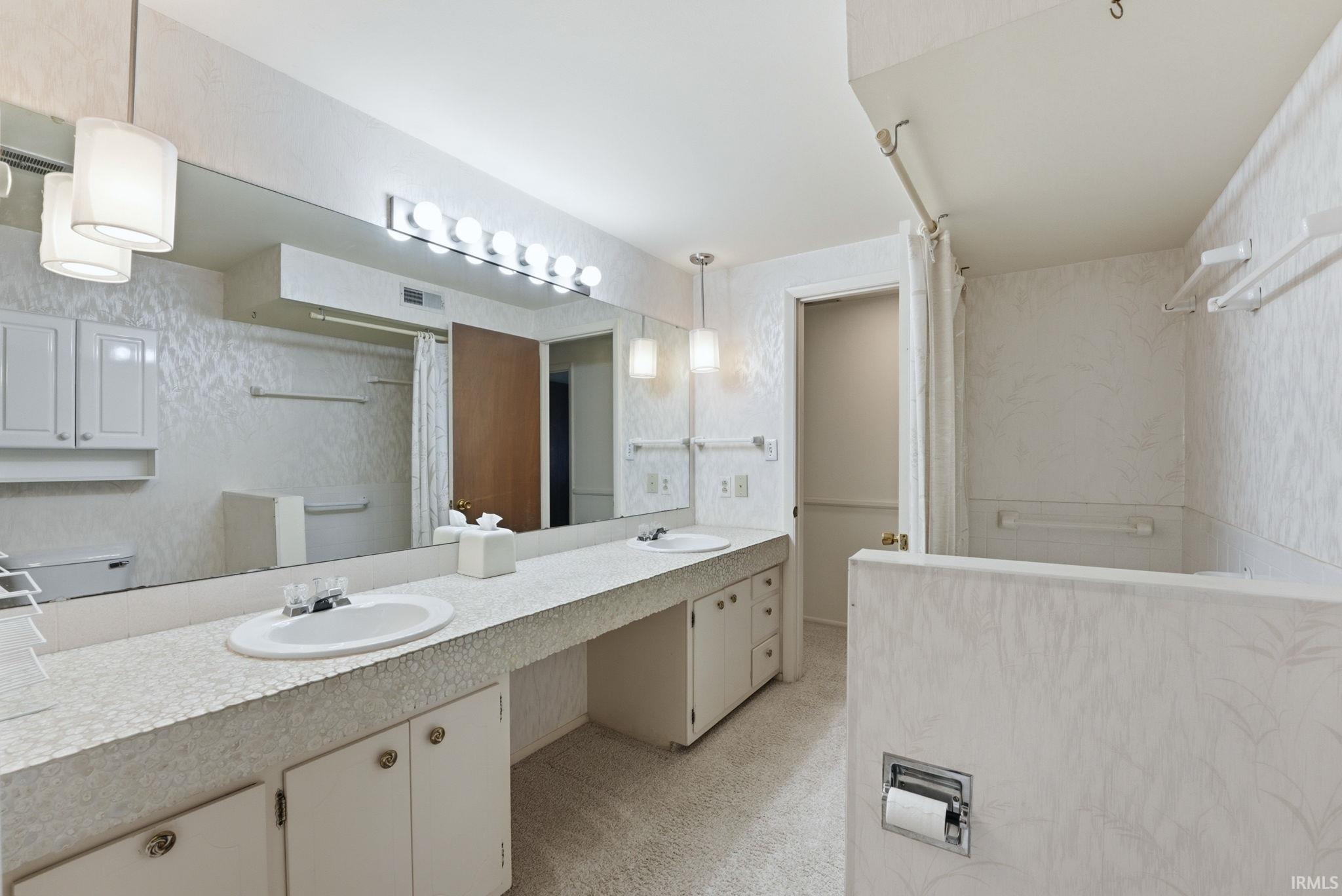 1409 Lake Forest Drive