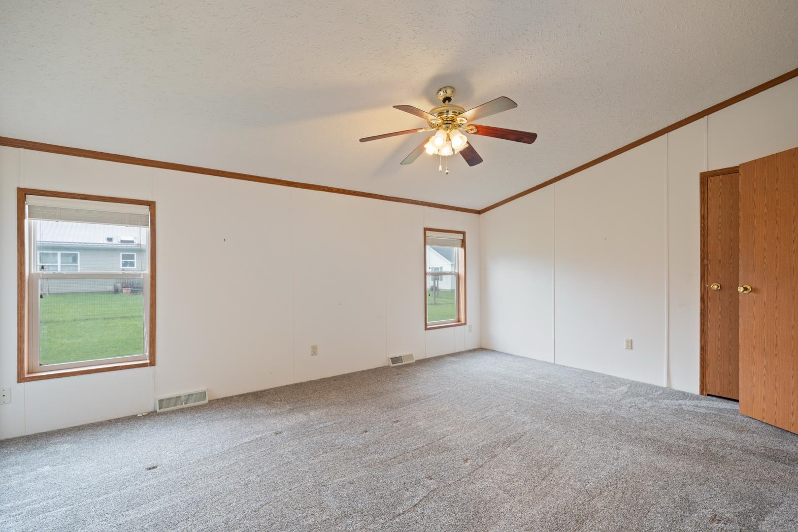 511 Midlake Drive