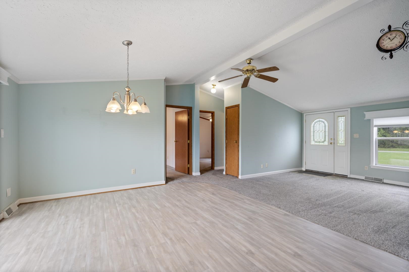 511 Midlake Drive