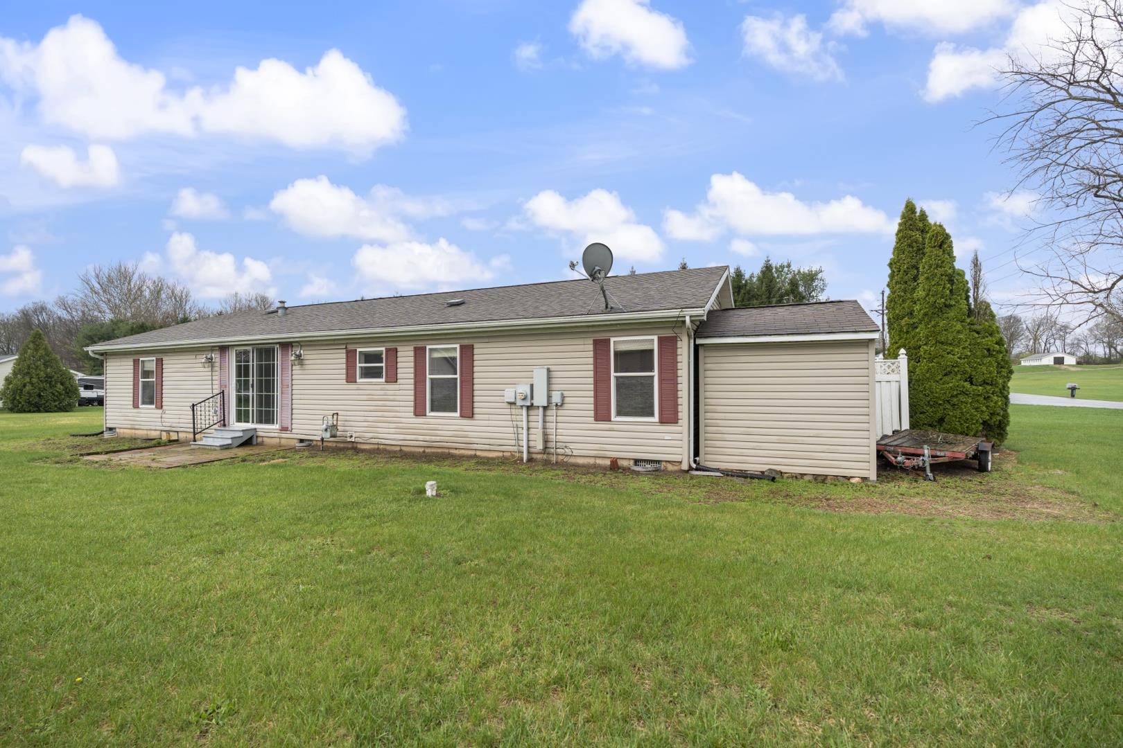511 Midlake Drive
