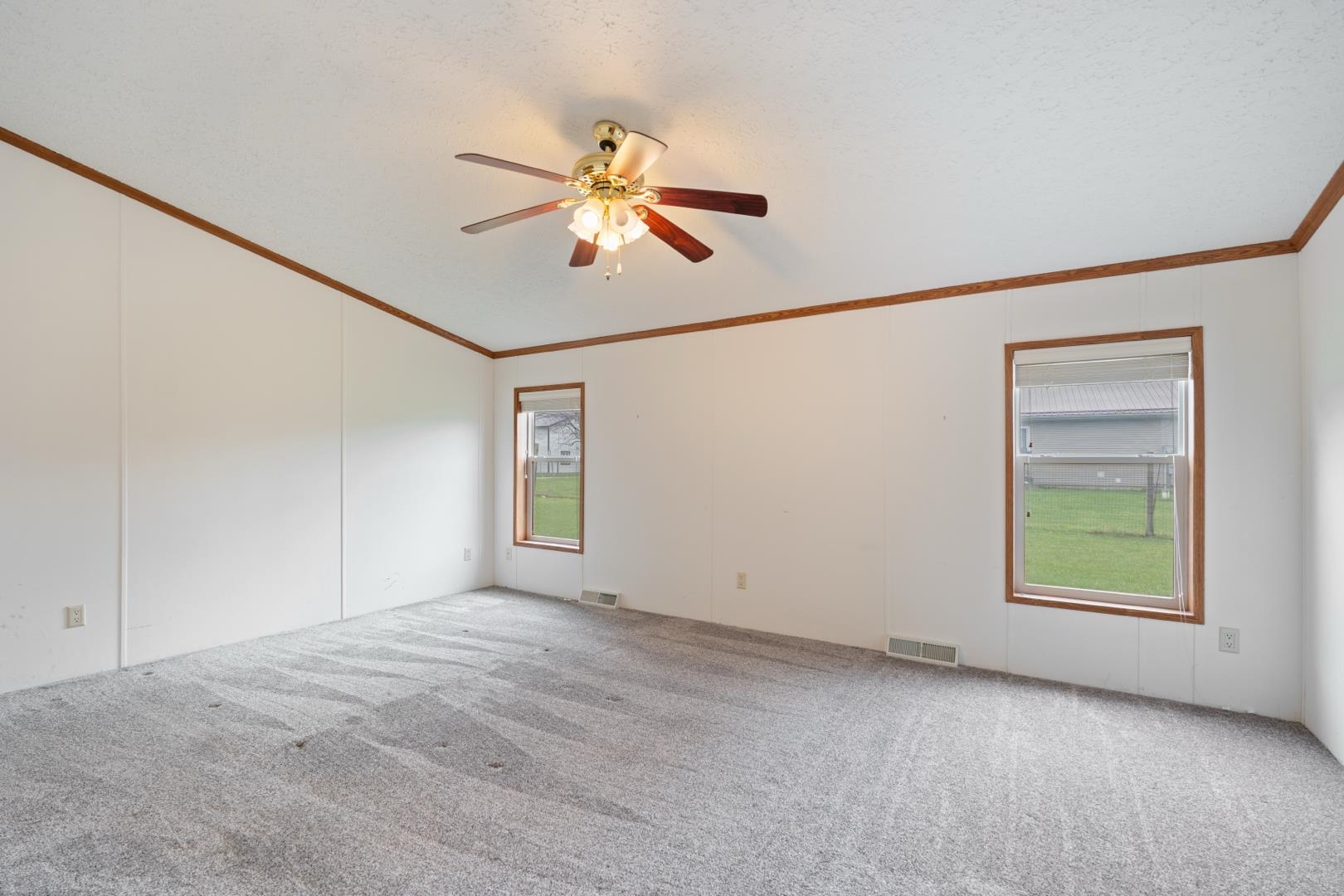 511 Midlake Drive