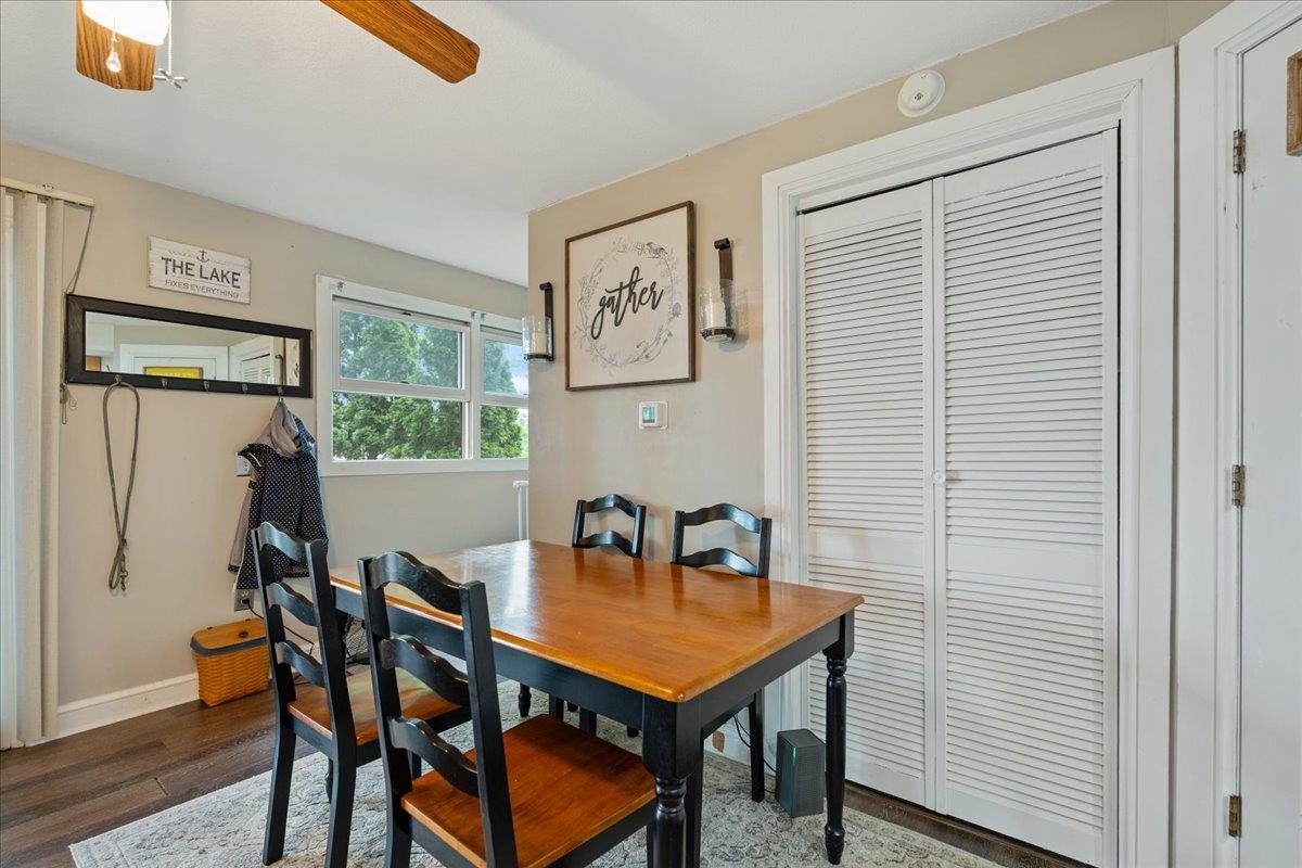 9122 N Steinbarger Lake Road